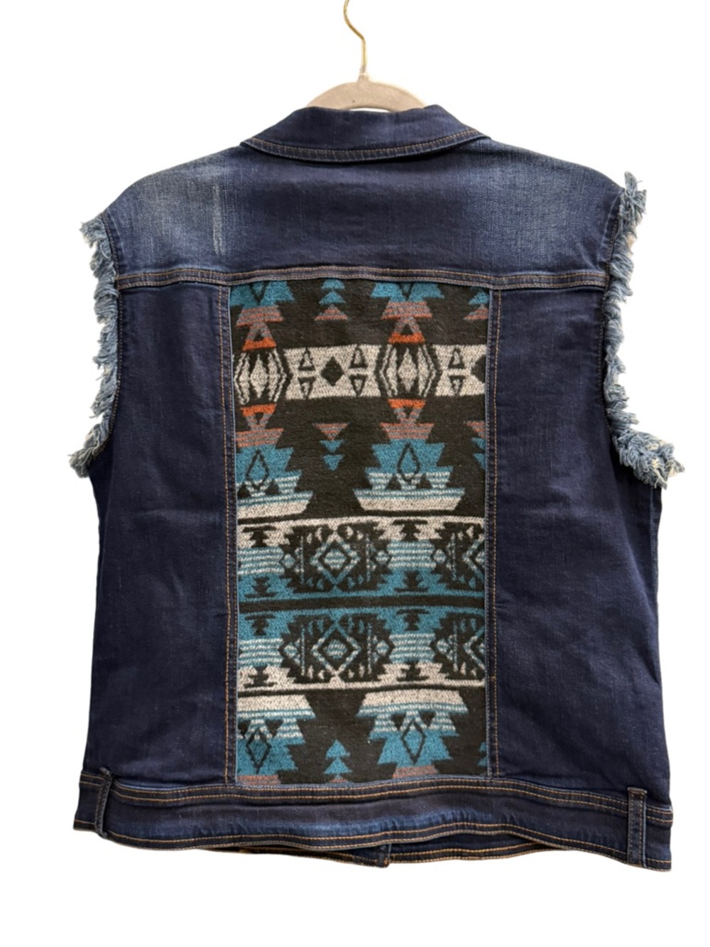 Venario Southwest Aztec Print Denim Vest Frayed Sleeveless Jacket Dark Wash Size - Picture 2 of 7